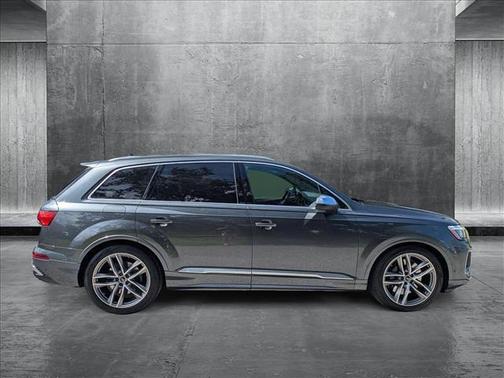 2025 Audi SQ7 4.0T Premium Plus