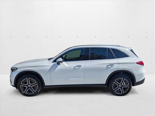 2026 Mercedes-Benz GLC 300 Base