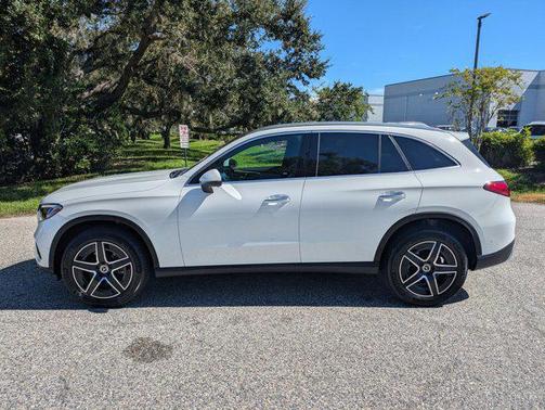 2026 Mercedes-Benz GLC 300 Base