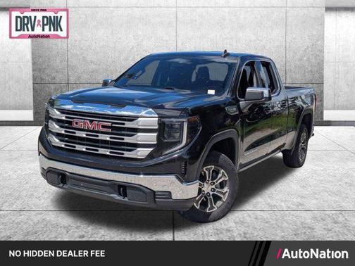 Onyx Black 2022 GMC Sierra 1500 SLE
