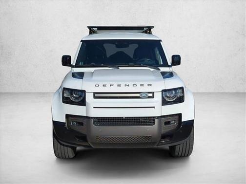 Yulong White Metallic 2022 Land Rover Defender 110 X-Dynamic SE