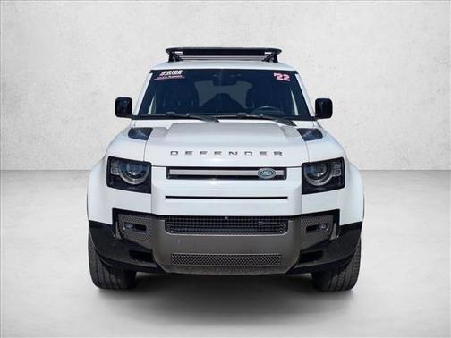 Yulong White Metallic 2022 Land Rover Defender 110 X-Dynamic SE