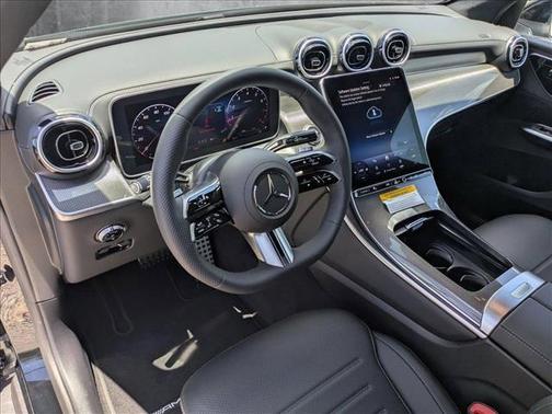 2025 Mercedes-Benz GLC 300 Base