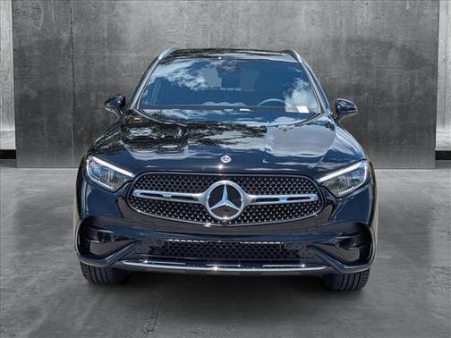 2025 Mercedes-Benz GLC 300 Base