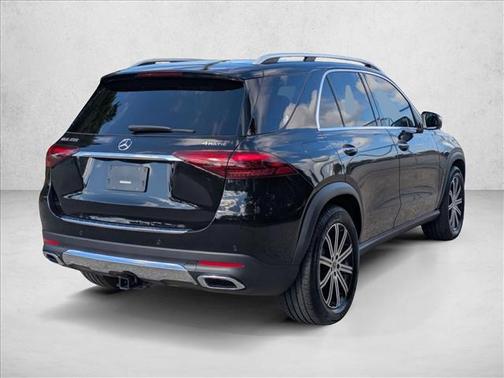 Obsidian Black Metallic 2026 Mercedes-Benz GLE 350 4MATIC