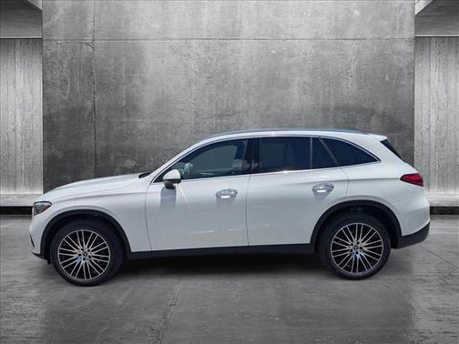 2025 Mercedes-Benz GLC 300 Base