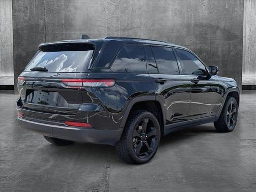 2024 Jeep Grand Cherokee Altitude
