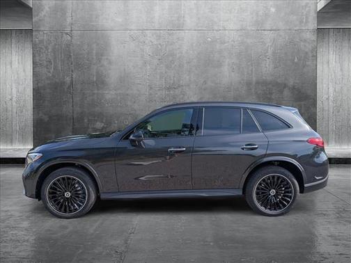 2025 Mercedes-Benz GLC 300 4MATIC