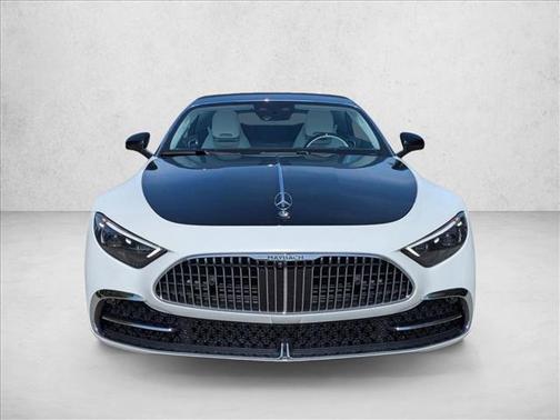 MANUFAKTUR Moonlight White Magno 2026 Mercedes-Benz Maybach SL 680 Monogram Series 4MATIC