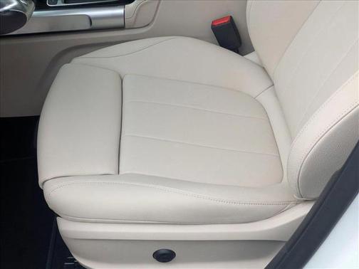 2025 Mercedes-Benz GLB 250 Base