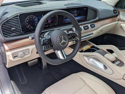 2026 Mercedes-Benz GLS 450 4MATIC