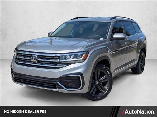 Silver 2021 Volkswagen Atlas 3.6L SE w/Technology