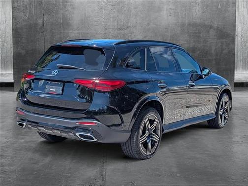 2025 Mercedes-Benz GLC 300 Base