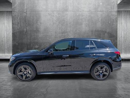 2025 Mercedes-Benz GLC 300 Base