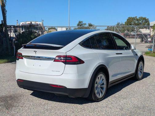2020 Tesla Model X Long Range Dual Motor All-Wheel Drive