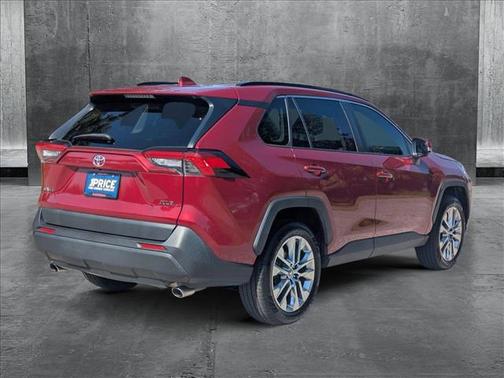 2020 Toyota RAV4 XLE Premium