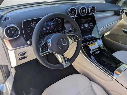 2026 Mercedes-Benz GLC 300 Base