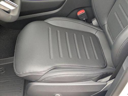 2026 Mercedes-Benz GLC 300 Base