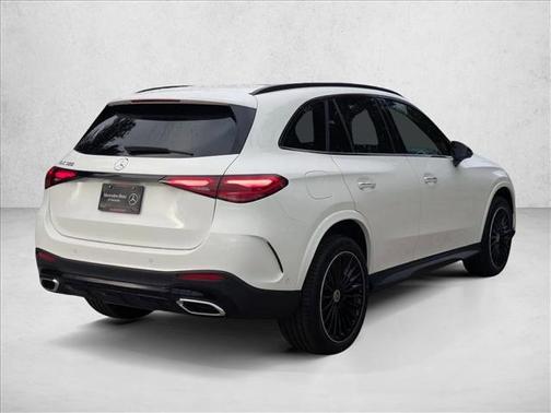 2026 Mercedes-Benz GLC 300 Base