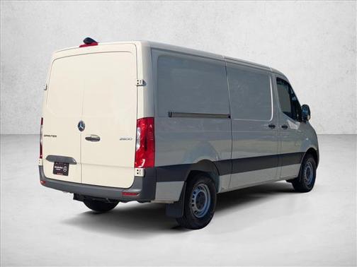 2026 Mercedes-Benz Sprinter 2500 Standard Roof