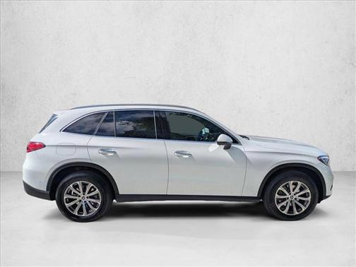 2023 Mercedes-Benz GLC 300 Base