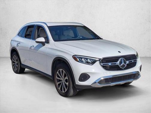 Polar White 2023 Mercedes-Benz GLC 300 Base