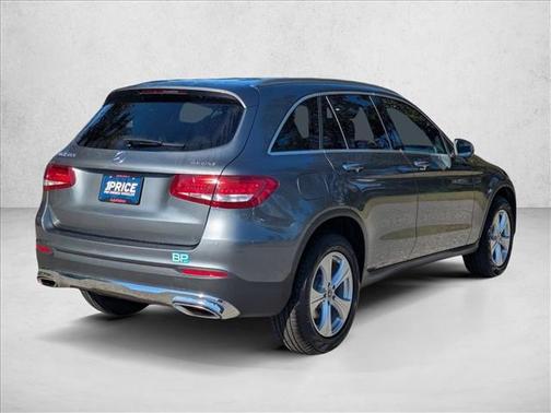 2017 Mercedes-Benz GLC 300 4MATIC