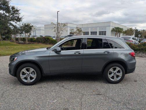 2017 Mercedes-Benz GLC 300 4MATIC