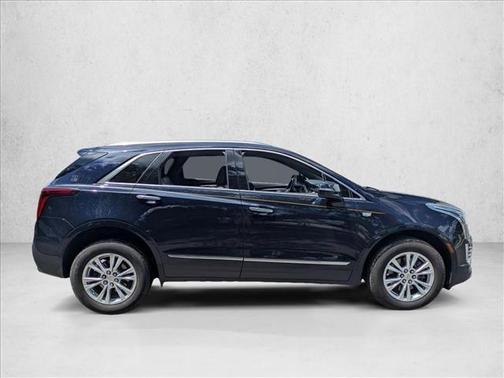 Dark Moon Blue Metallic 2021 Cadillac XT5 Luxury