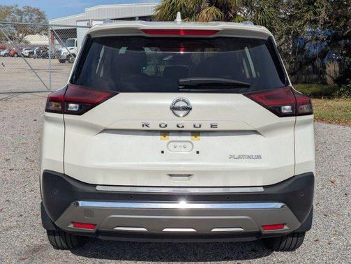 2021 Nissan Rogue Platinum