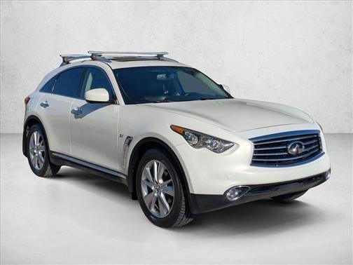 2016 INFINITI QX70 Base