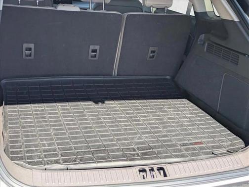 Ceramic Pearl Metallic Tinted Clearcoat 2022 Lincoln Nautilus Standard