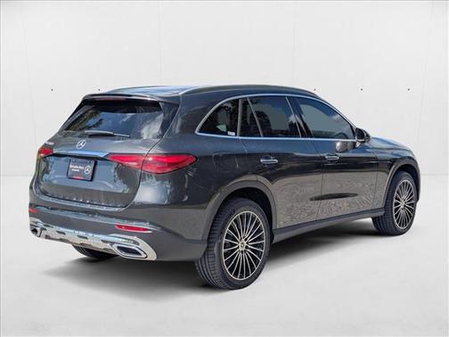 2026 Mercedes-Benz GLC 300 Base