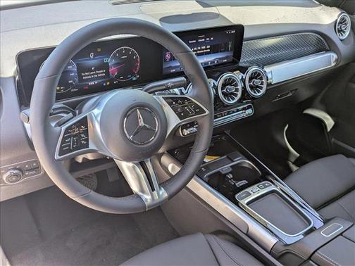 2025 Mercedes-Benz GLB 250 Base