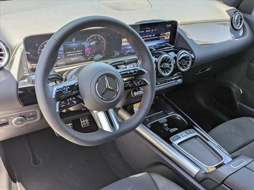 2025 Mercedes-Benz GLA 250 Base