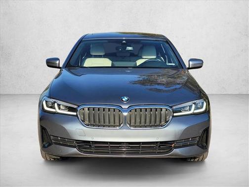 2022 BMW 530 i