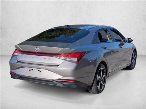Fluid Metal 2023 Hyundai ELANTRA SEL