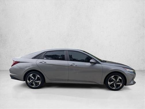 Fluid Metal 2023 Hyundai ELANTRA SEL