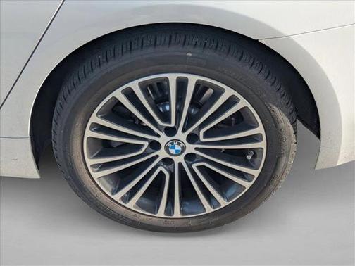 2019 BMW 530e iPerformance