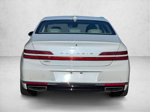 Uyuni White 2022 Genesis G90 Premium