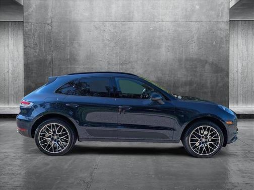 2019 Porsche Macan Base