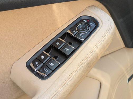 2019 Porsche Macan Base