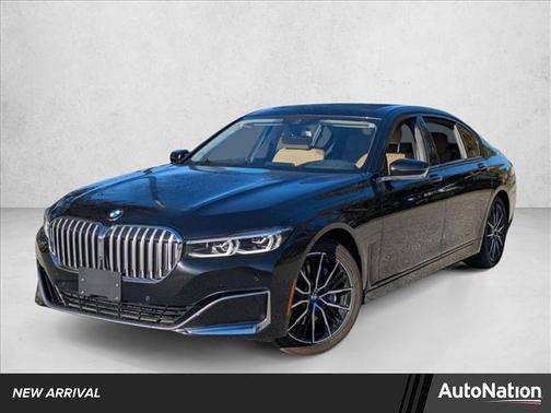 2022 BMW 740 i