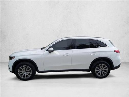 Polar White 2026 Mercedes-Benz GLC 300 Base
