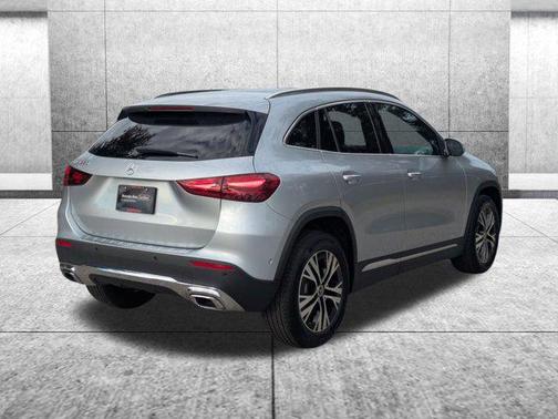 2025 Mercedes-Benz GLA 250 4MATIC