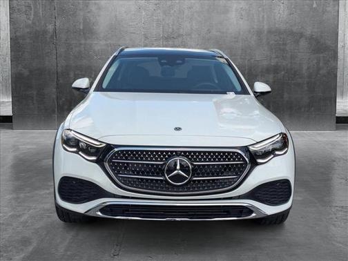 2025 Mercedes-Benz E-Class 4MATIC