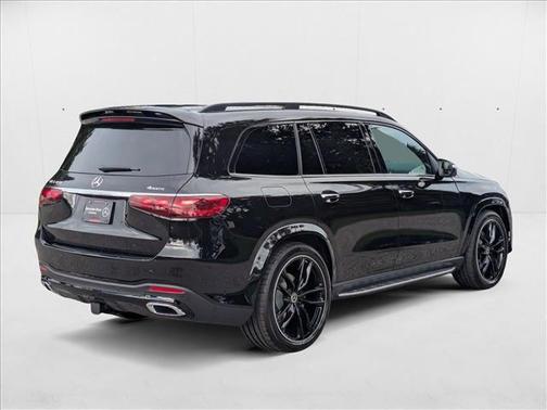 2026 Mercedes-Benz GLS 450 4MATIC