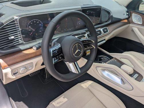 2026 Mercedes-Benz GLS 450 4MATIC