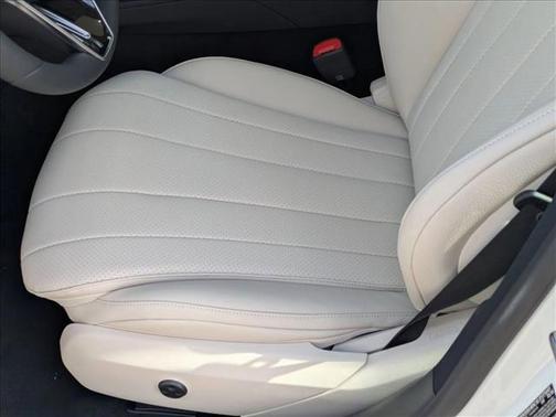 Polar White 2026 Mercedes-Benz E-Class E 350
