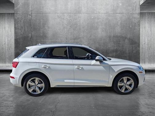 2019 Audi Q5 2.0T Premium Plus